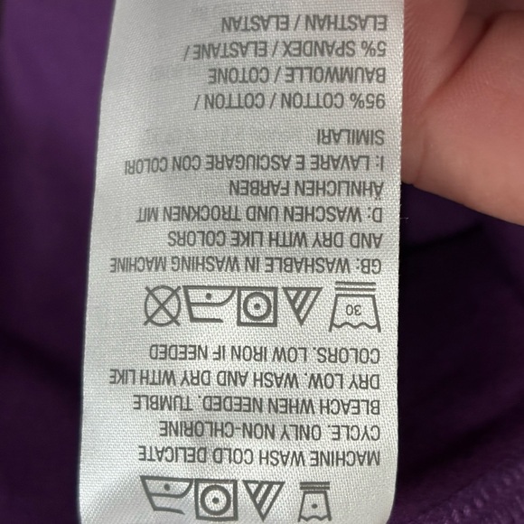 d & co blouse. - Picture 4 of 4